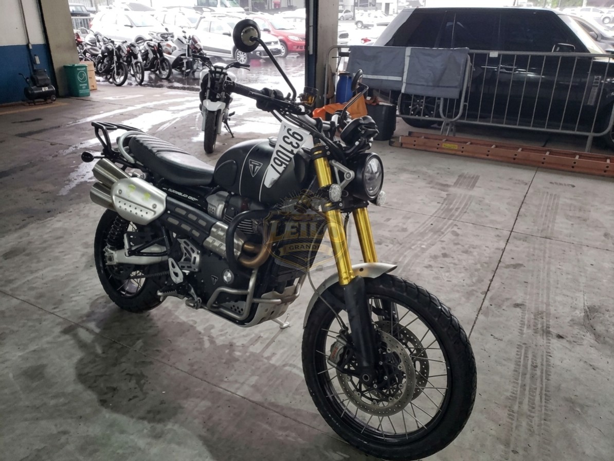 TRIUMPH SCRAMBLER 23/23