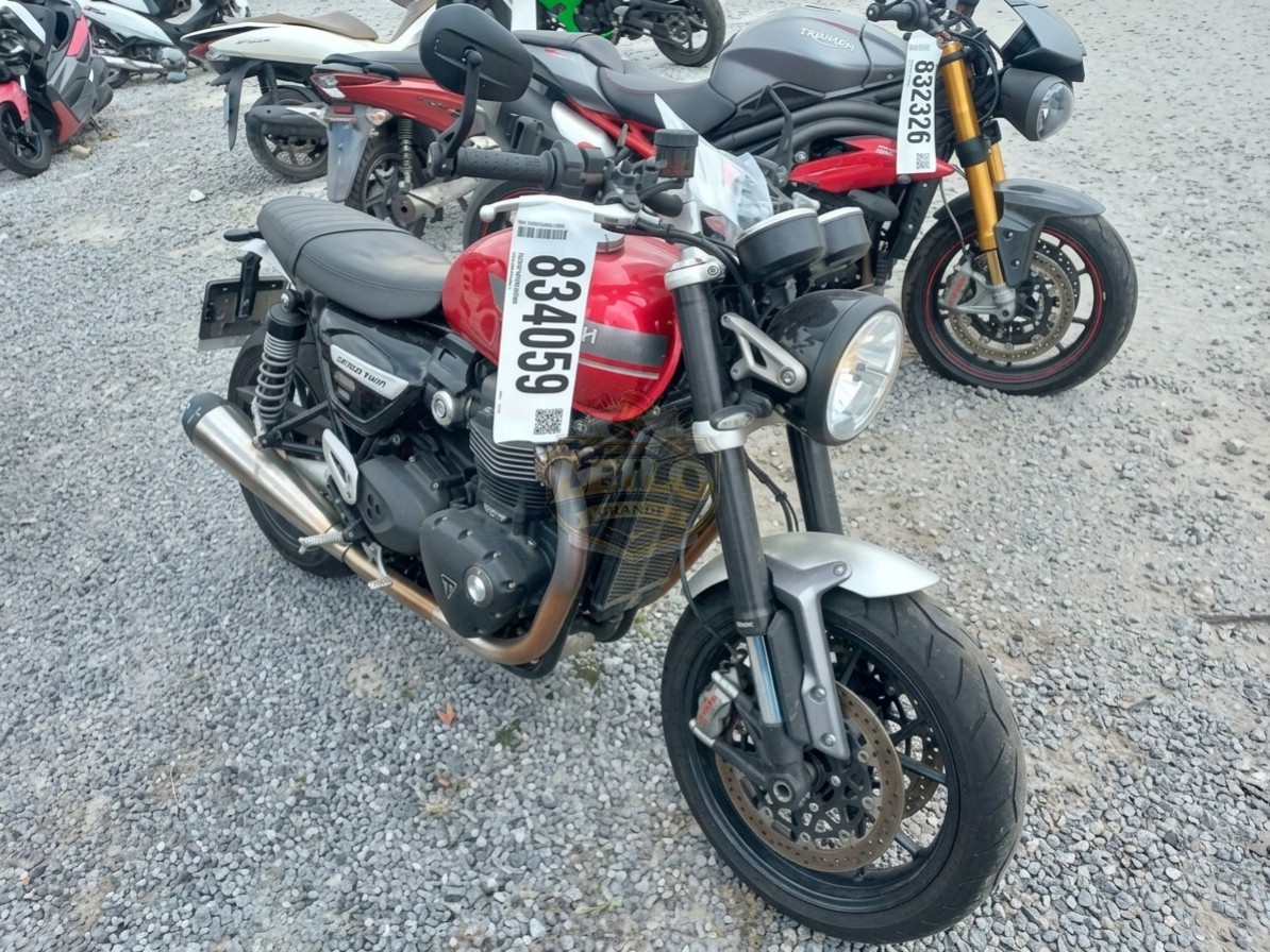 TRIUMPH SPEED TWIN 22/23