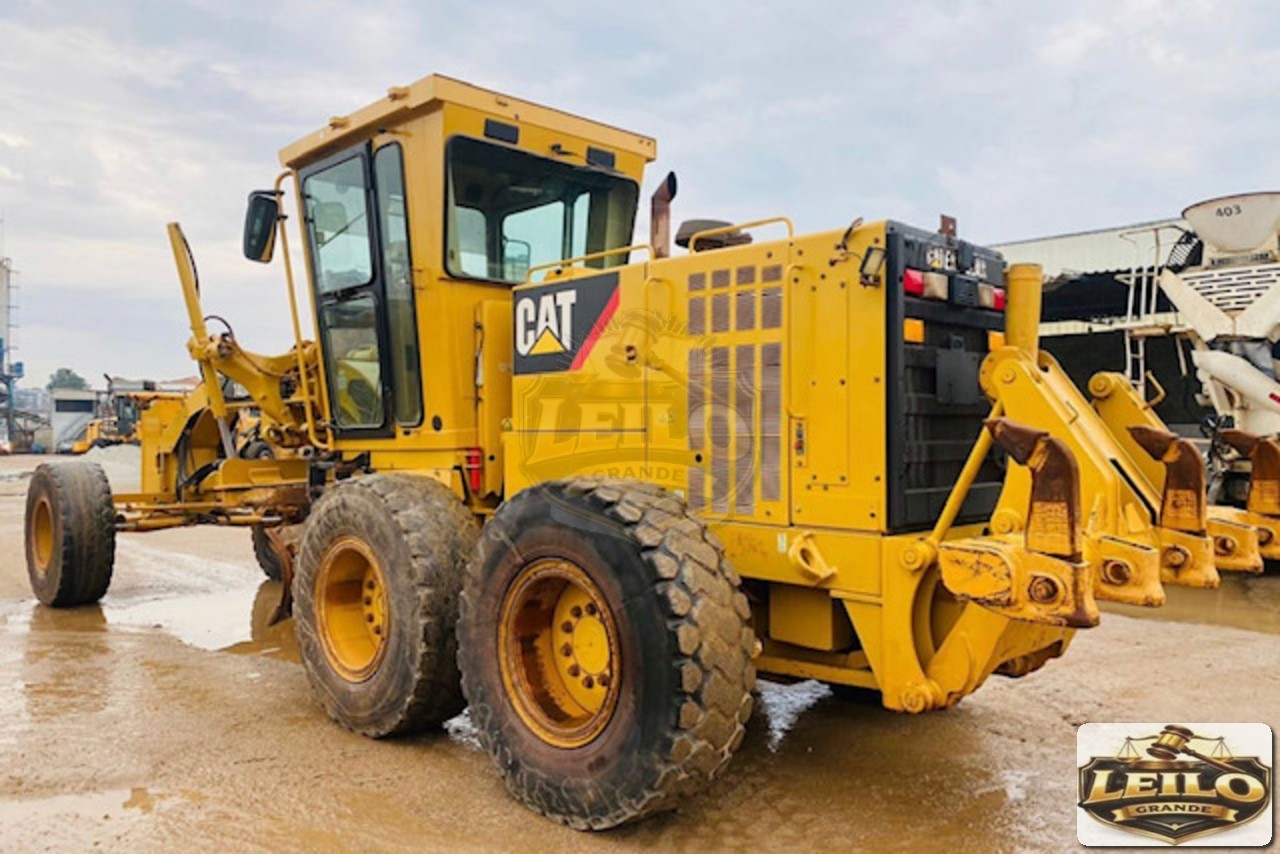 CATERPILLAR 140K 2015
