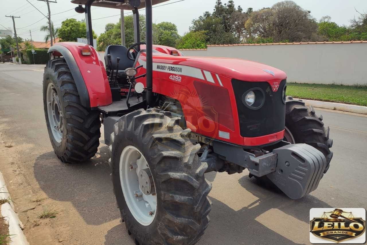 MASSEY FERGUSON 4292 2011